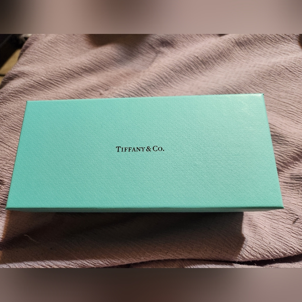 Tiffany & company box empty
